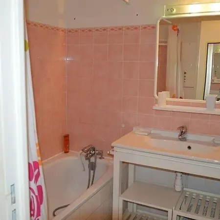 Joli 2 Pieces Residence Avec Piscine * 카발레르쉬르메르